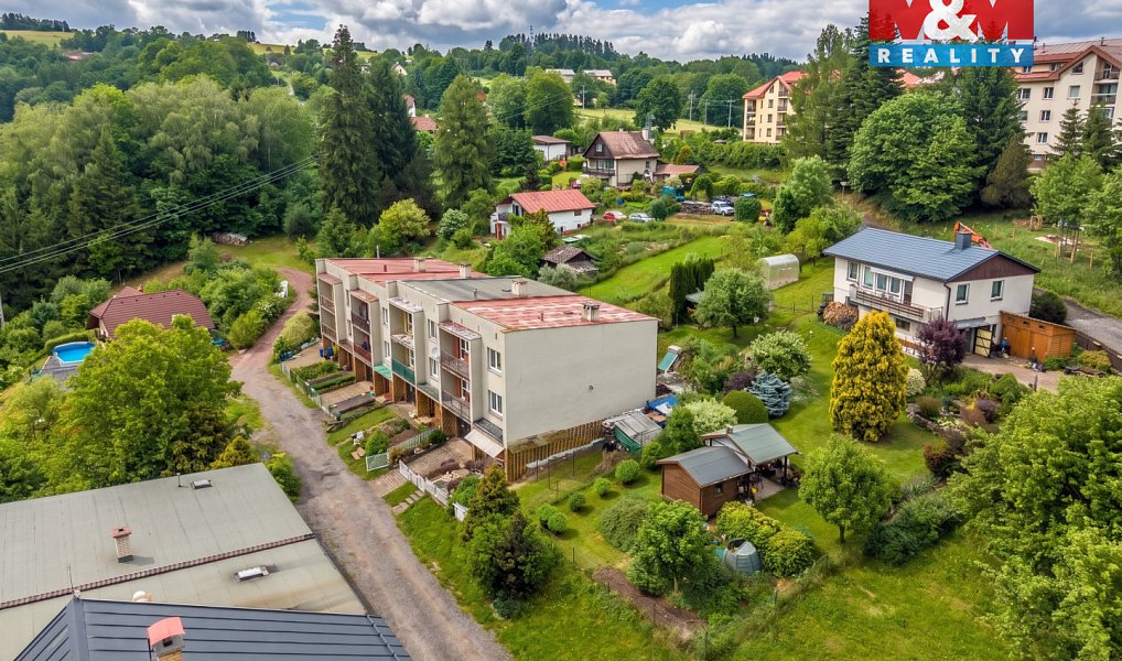 Prodej domu 270 m² s pozemkem 449 m², Benešov u Semil – náhled fotky 20