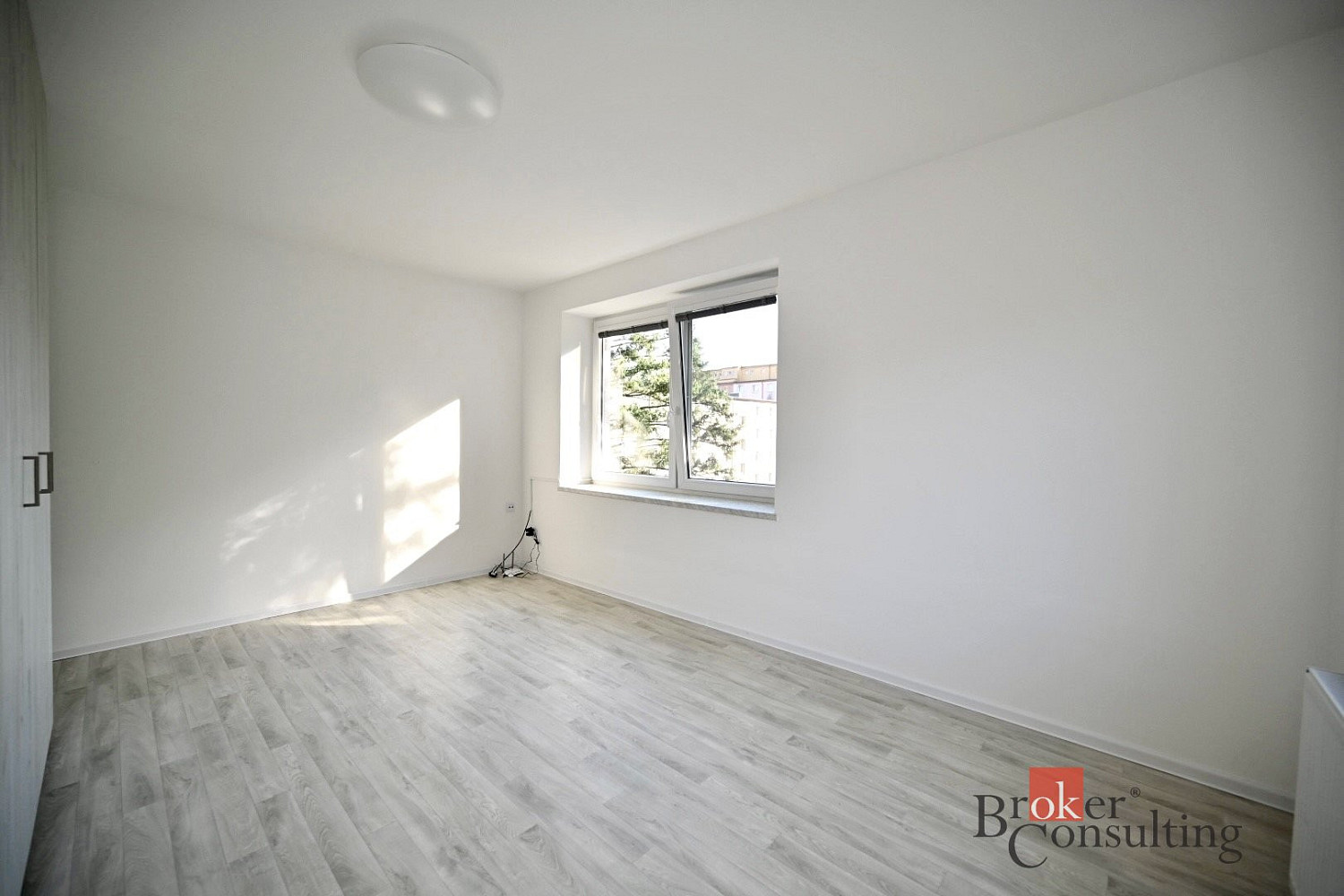 Pronájem bytu 1+1 33 m² — photo 4