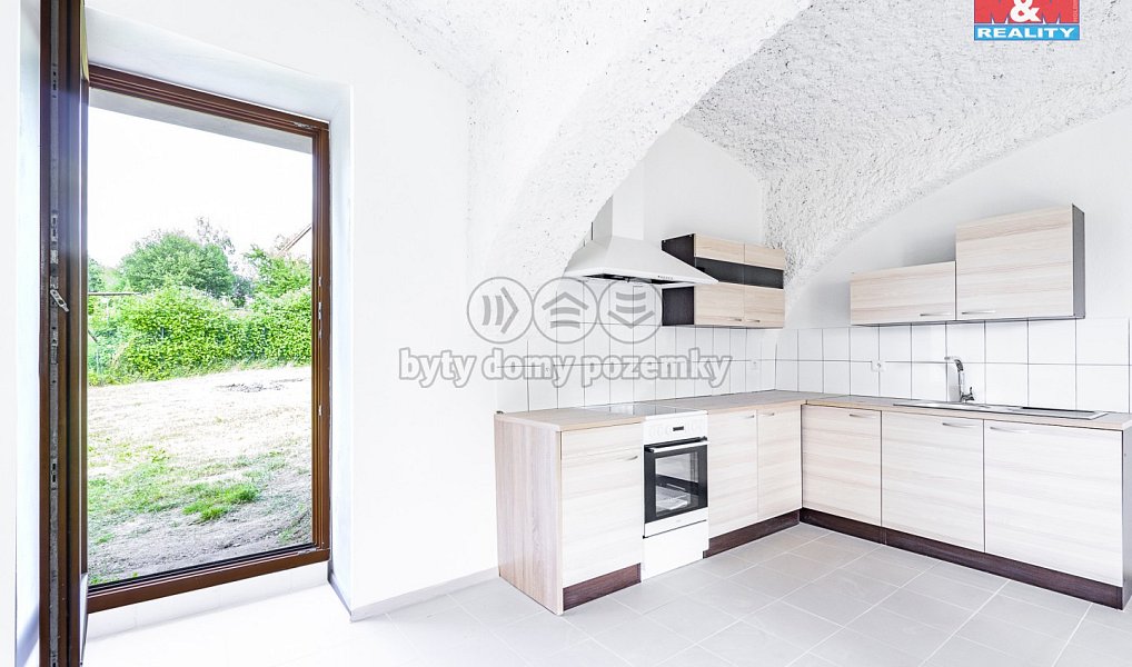 Prodej domu 130 m² s pozemkem 1 000 m², Zahrádka – náhled fotky 6
