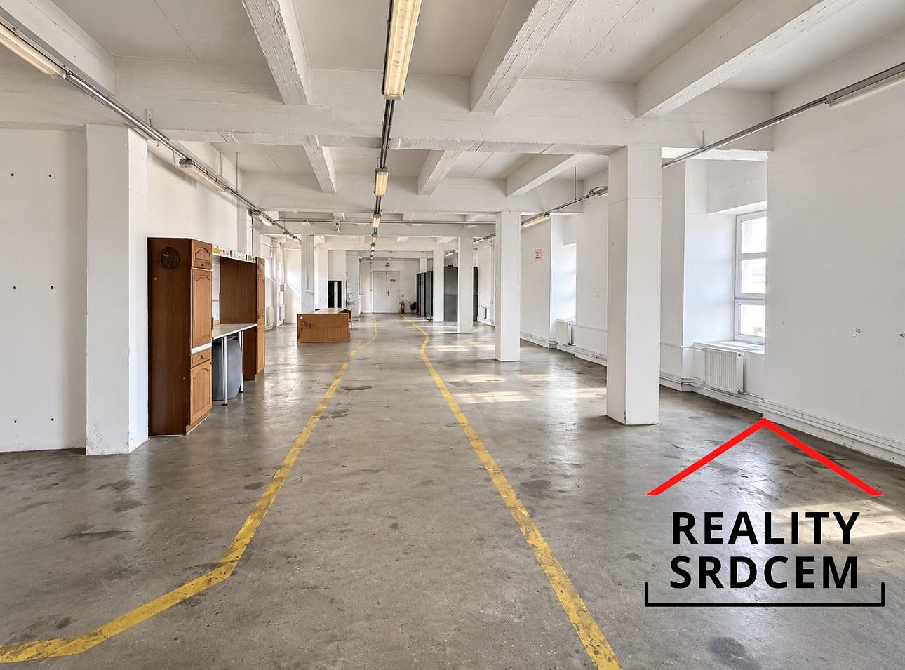 Pronájem výrobních prostor 354 m² – fotografie 3