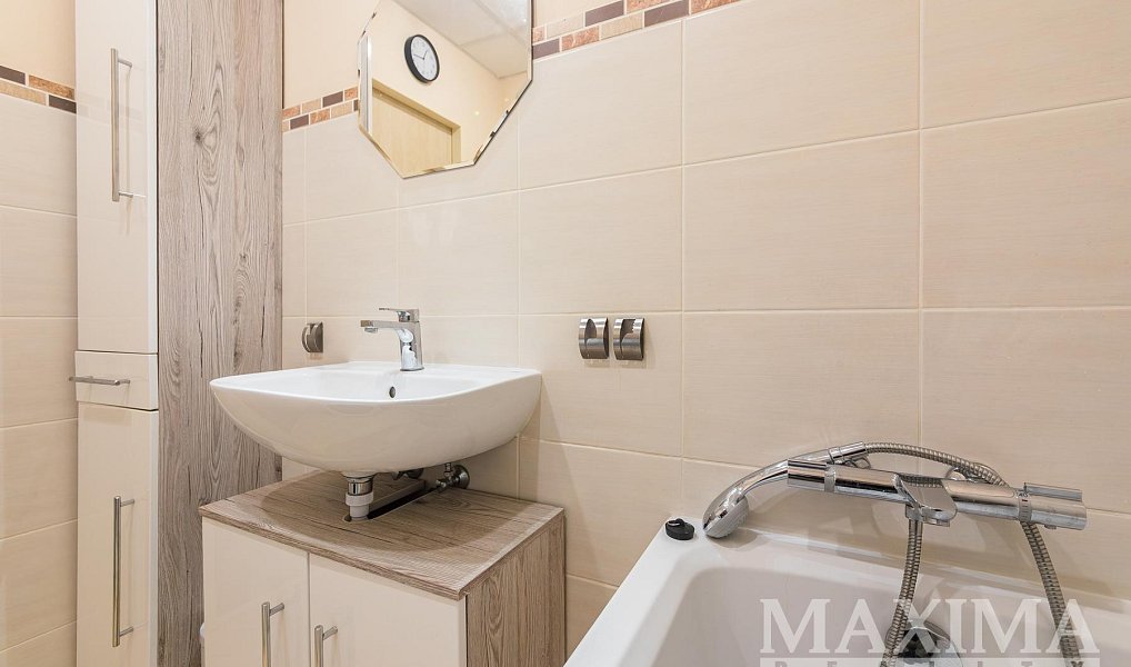 Pronájem bytu 3+kk 65 m², Praha – náhled fotky 18