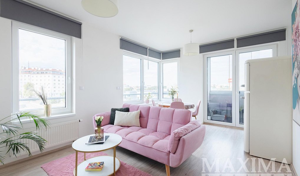 Prodej bytu 2+kk 59 m², Praha – náhled fotky 2