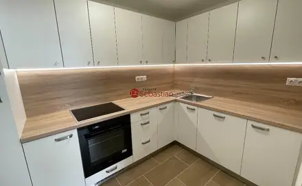 Pronájem bytu 2+1 59 m², Antonína Sochora, Teplice - Trnovany