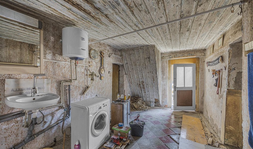 Prodej domu 352 m² s pozemkem 1 087 m², Lubná – náhled fotky 8