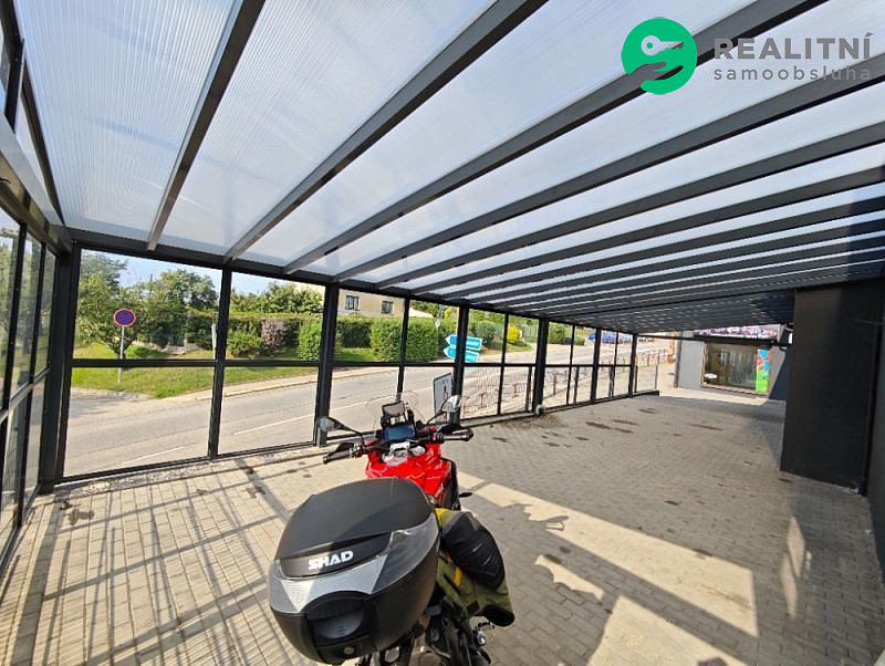 Prodej obchodních prostor 547 m² – fotografie 4
