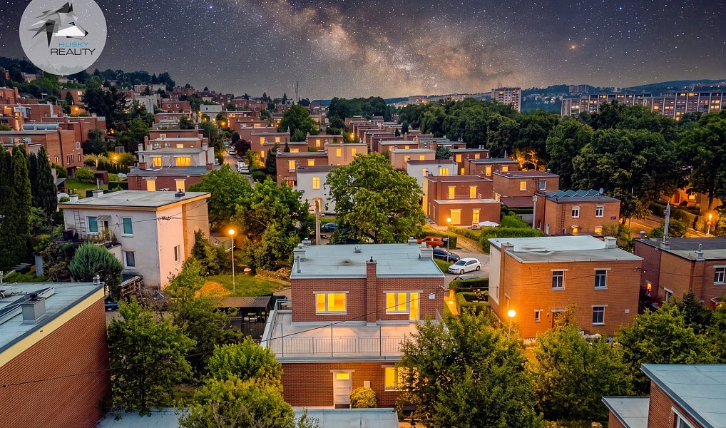 Prodej domu 150 m² s pozemkem 372 m², Zlín – náhled fotky 2