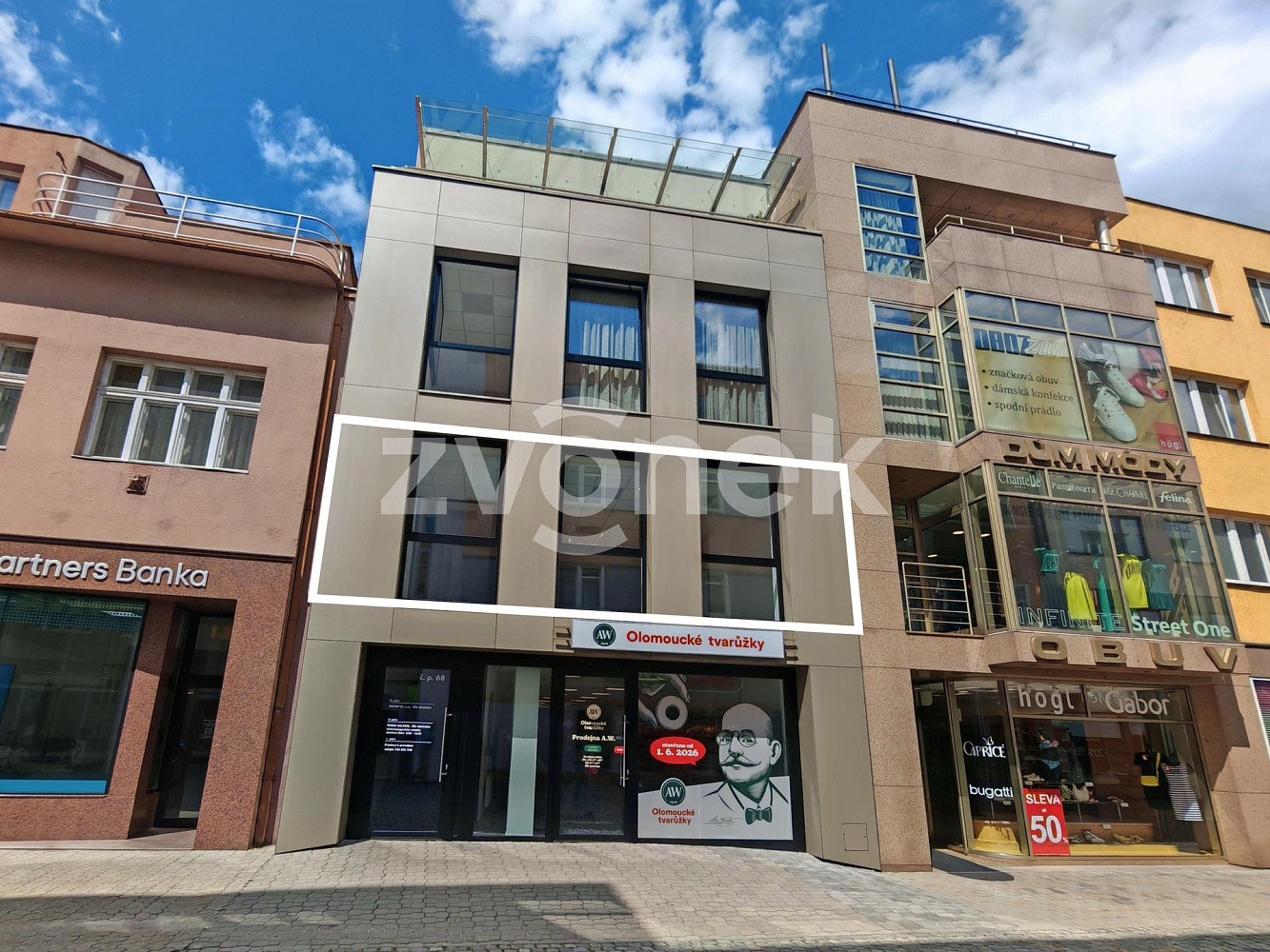 Pronájem obchodních prostor 107 m² – fotografie 3