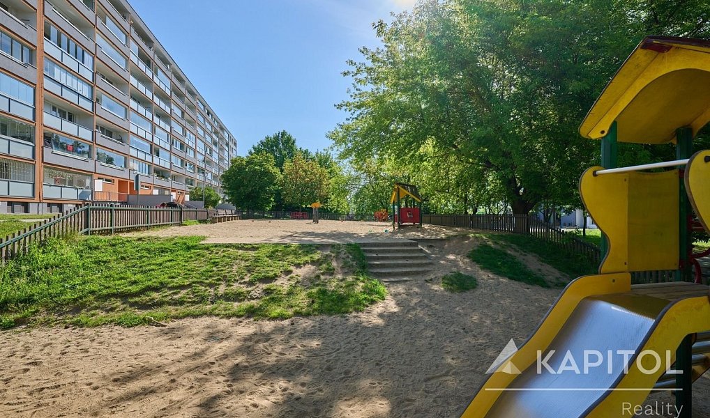 Prodej bytu 4+1 90 m², Praha – náhled fotky 20