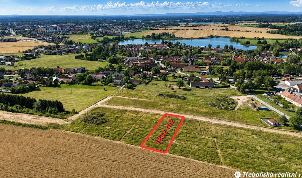 Prodej stavebního pozemku 1 832 m², Třeboň – náhled fotky 5
