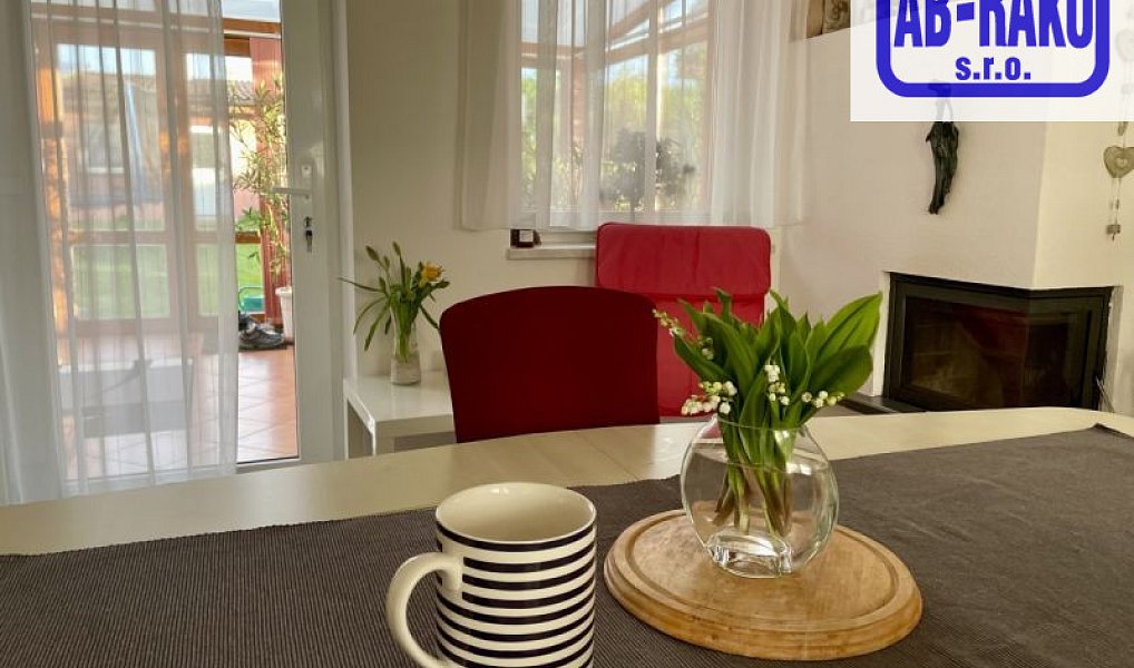 Prodej domu 215 m² s pozemkem 563 m², Jindřichův Hradec – náhled fotky 11