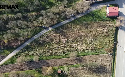 Prodej komerčního pozemku 2 813 m², Hustopeče, okres Břeclav