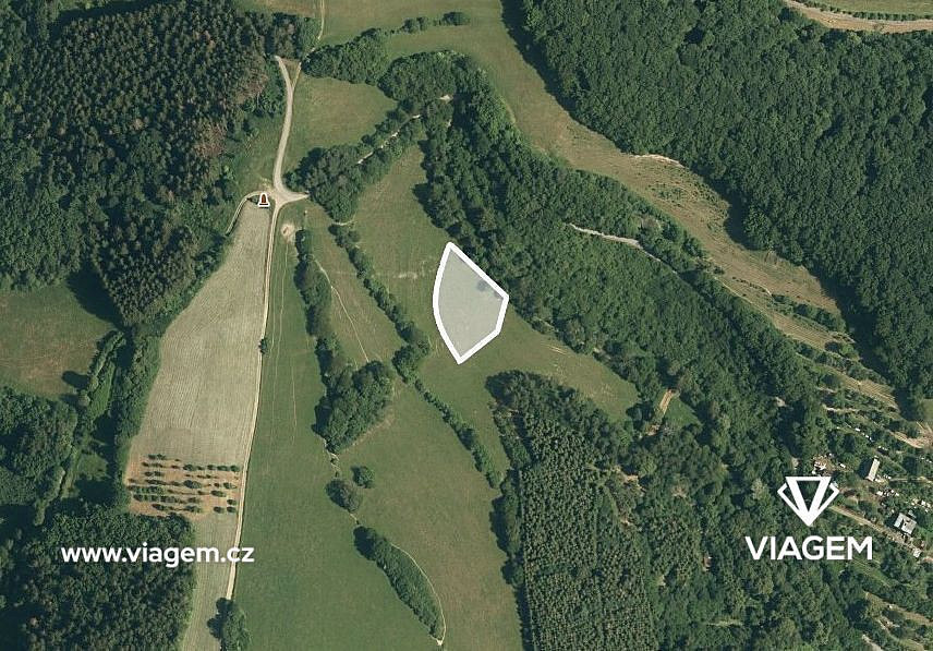 Pole 1 804 m²