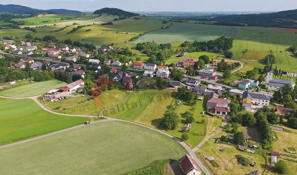 Prodej nájemního domu, činžáku 800 m², Jindřichov – náhled fotky 8