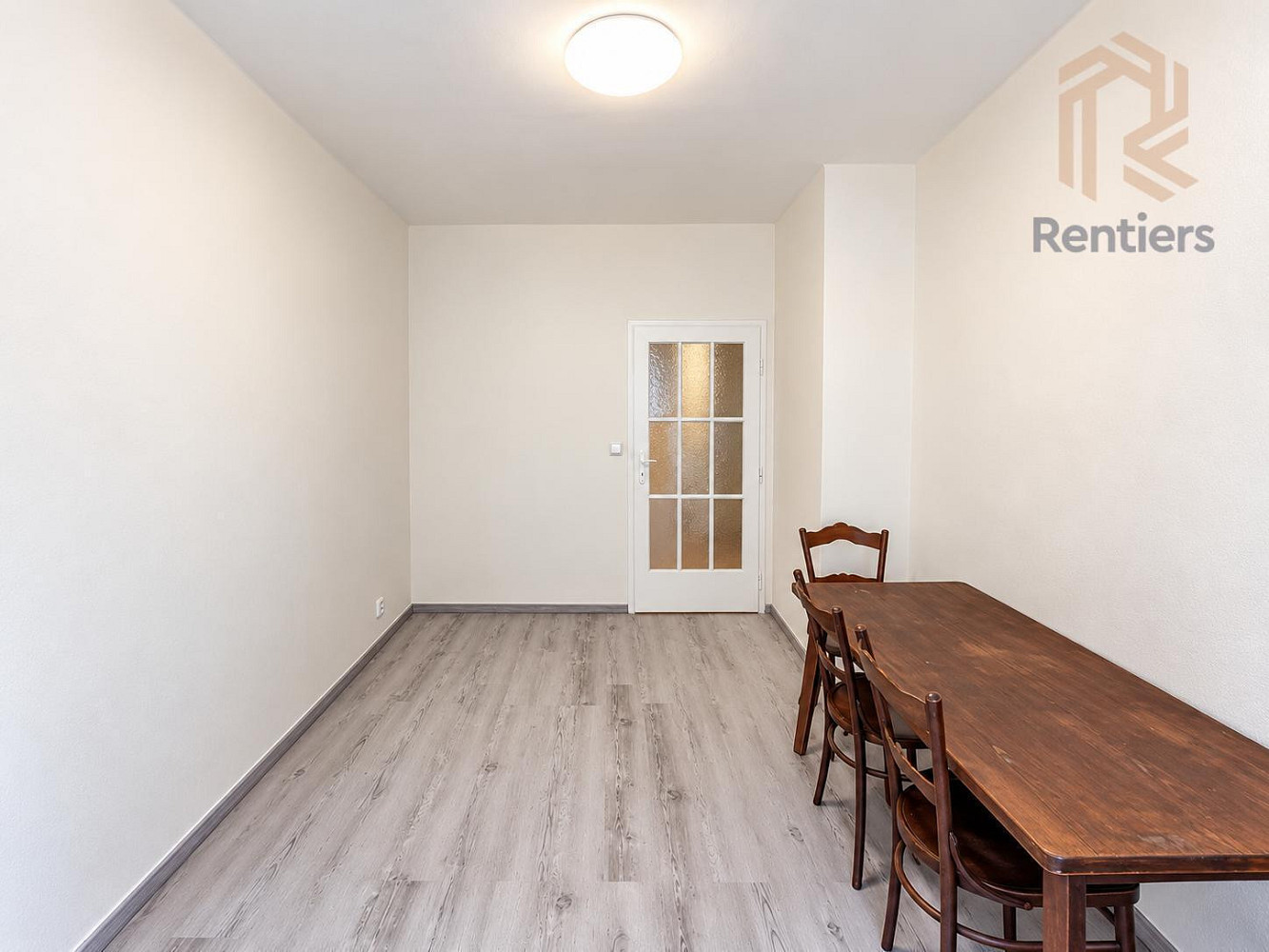 Pronájem bytu 2+kk 37 m² – fotografie 4