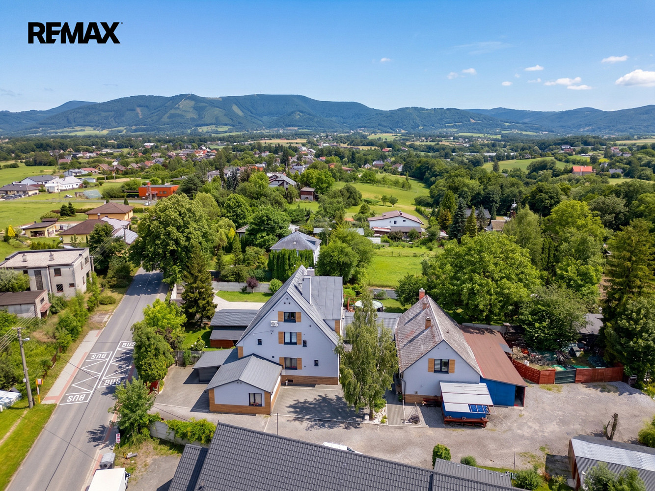 Prodej ubytovacího objektu 500 m² – fotografie 2