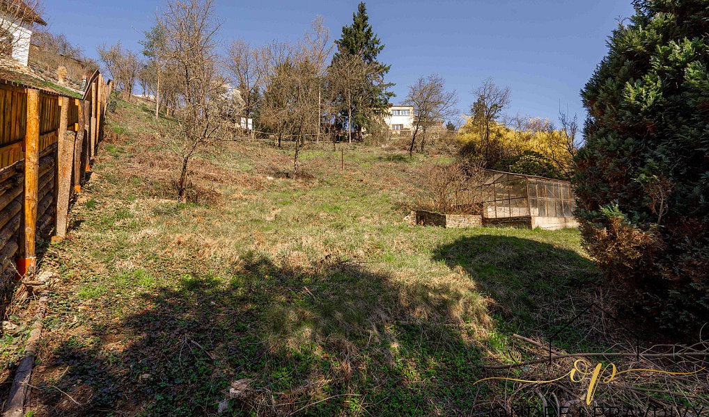 Prodej stavebního pozemku 1 571 m², Hlásná Třebaň – náhled fotky 11