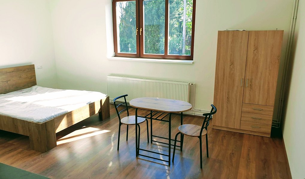 Prodej ubytovacího objektu 615 m², Hradec Králové – náhled fotky 5