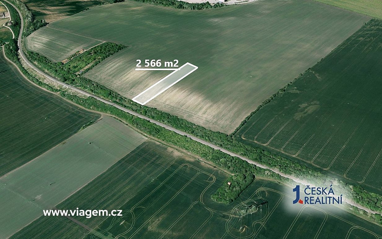 Prodej pole 855 m² – fotografie 2