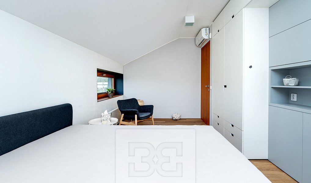 Prodej domu 201 m² s pozemkem 801 m², Předměřice nad Jizerou – náhled fotky 13