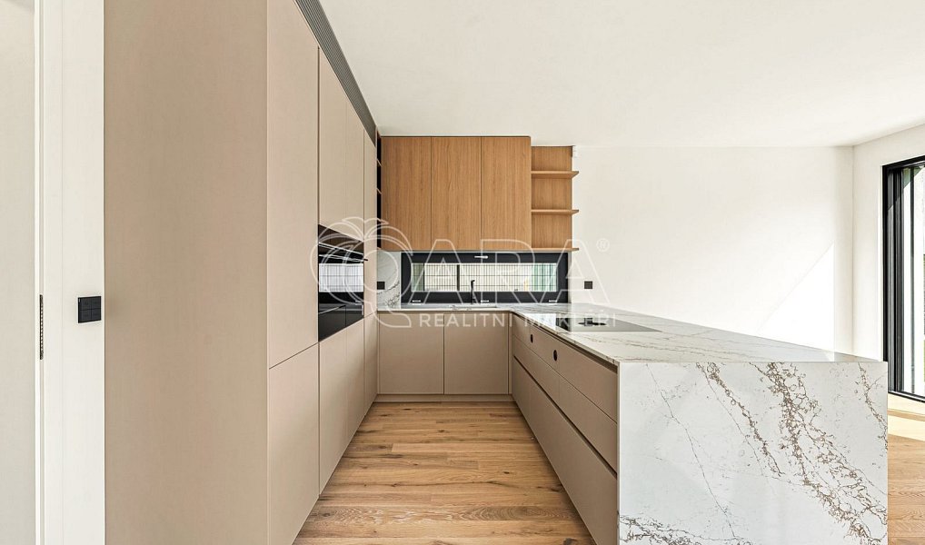 Prodej domu 288 m² s pozemkem 687 m², Praha – náhled fotky 5