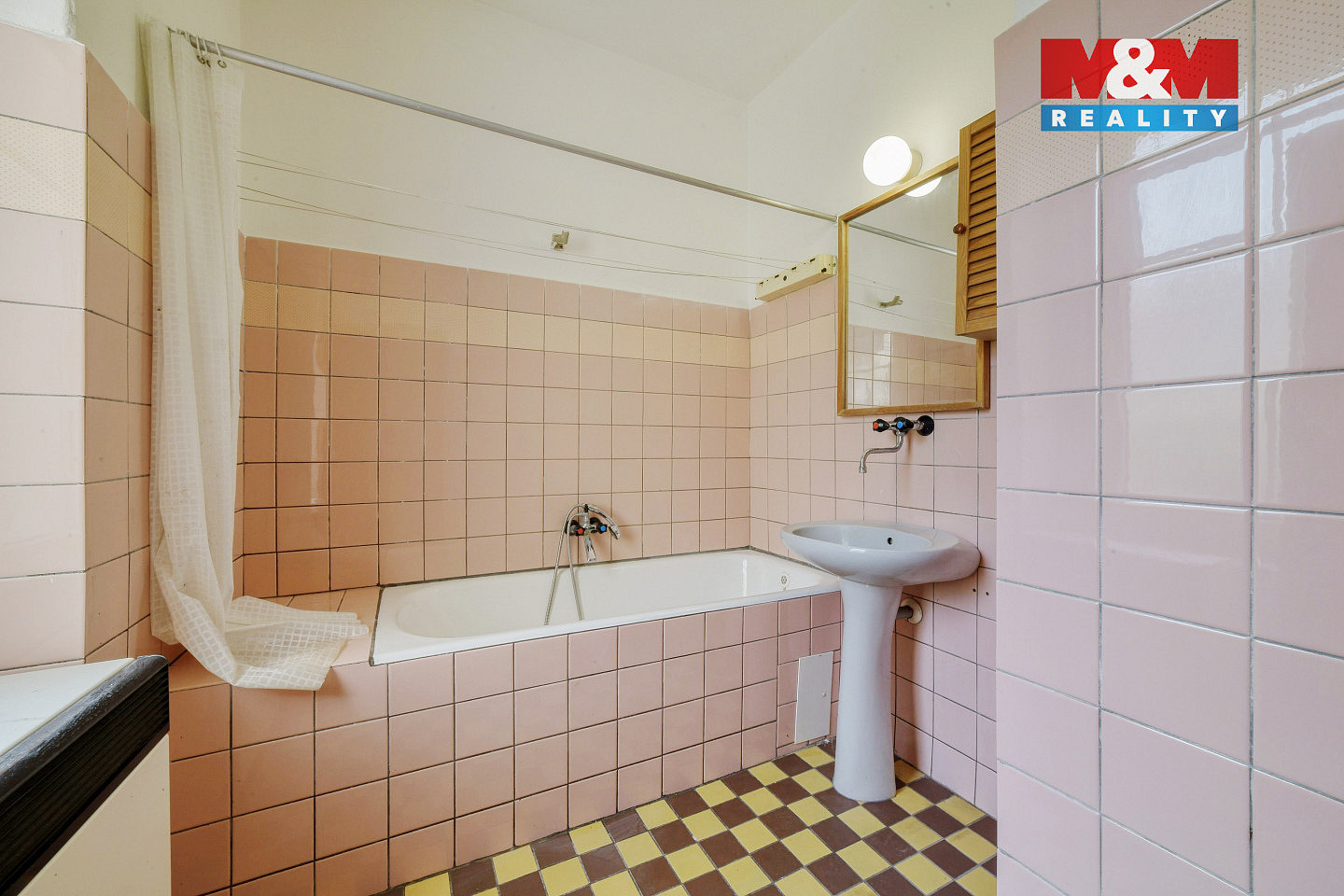 Pronájem bytu 1+kk 27 m² — photo 3