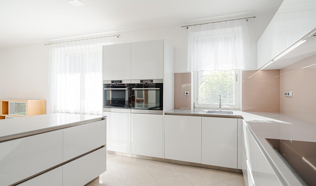Pronájem domu 241 m², Benátky – náhled fotky 28