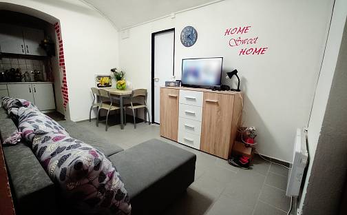 Pronájem bytu 1+kk 30 m², Frýdlantská, Liberec - Liberec I-Staré Město