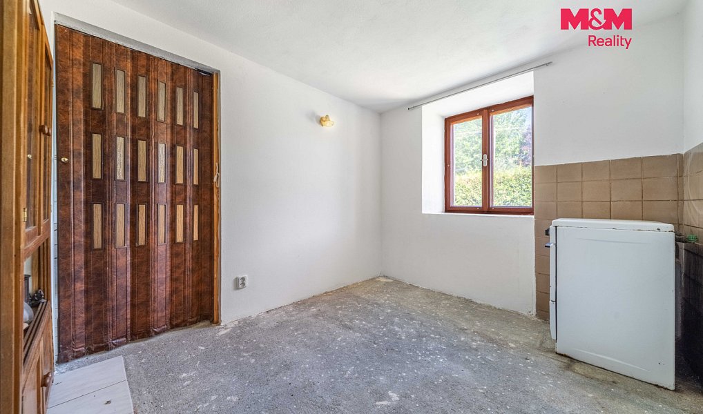 Prodej domu 80 m² s pozemkem 1 236 m², Oselce – náhled fotky 11