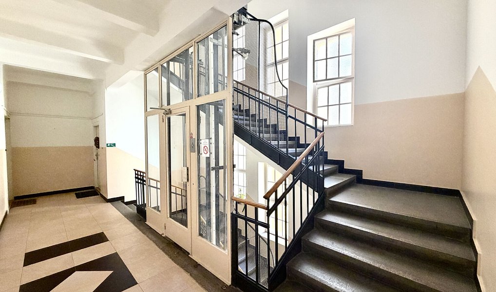 Pronájem bytu 3+kk 83 m², Praha – náhled fotky 8