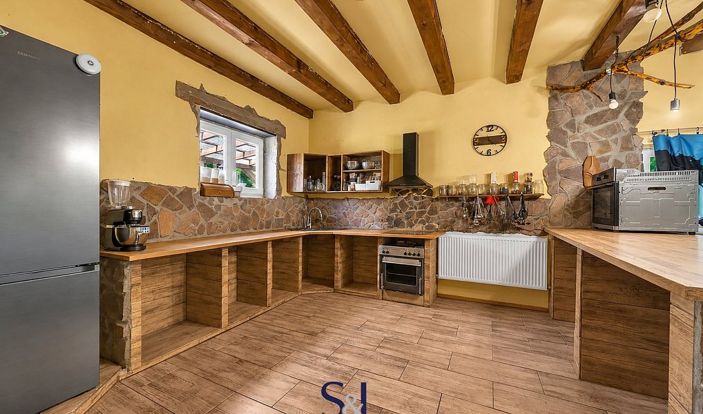 Prodej domu 470 m² s pozemkem 5 000 m², Heřmanice – náhled fotky 25