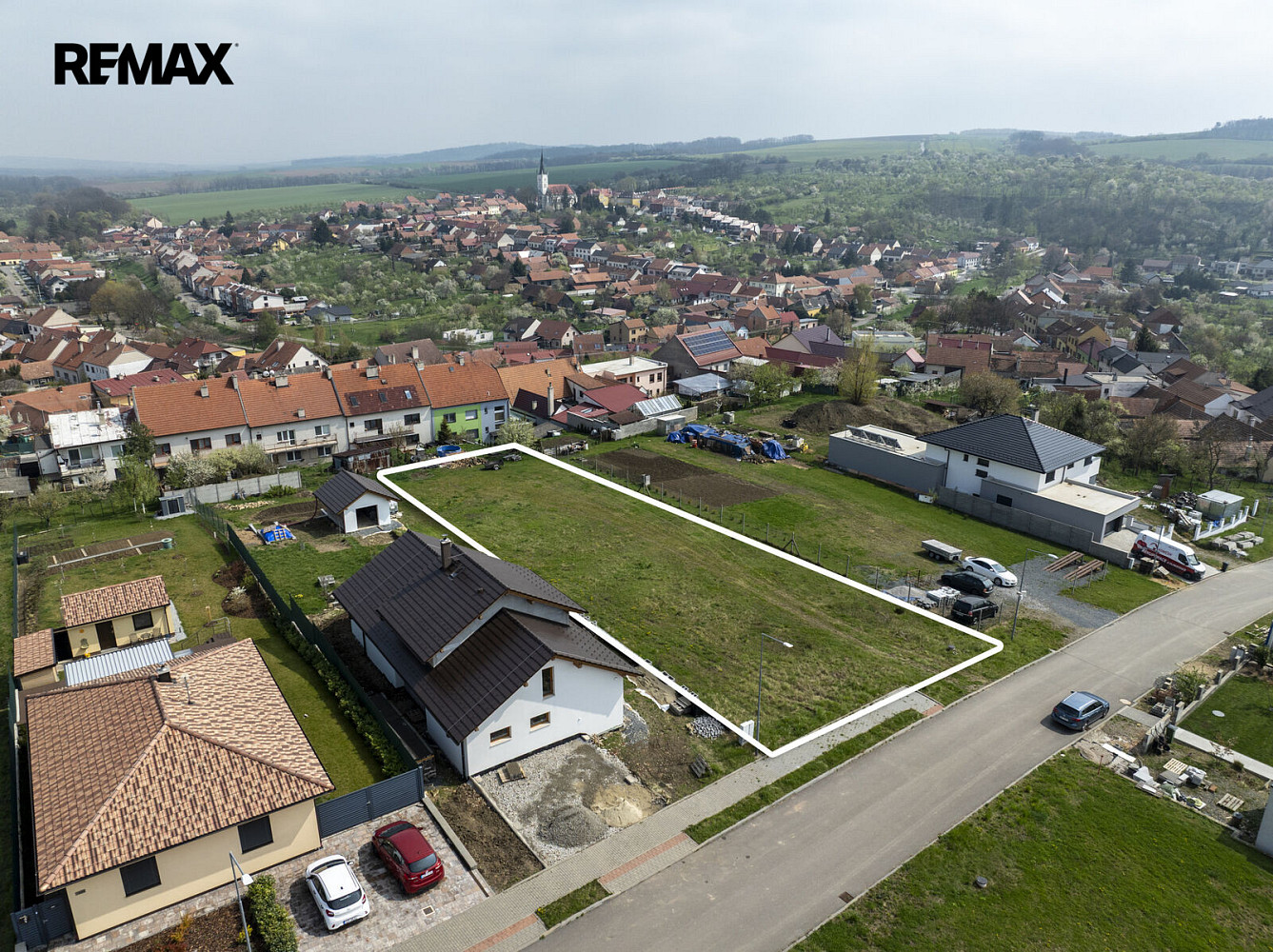 Prodej stavebního pozemku 1 530 m²