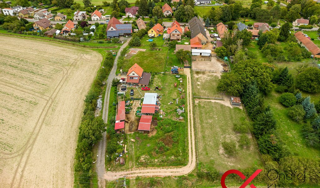 Prodej domu 180 m² s pozemkem 1 584 m², Olešnice – náhled fotky 35