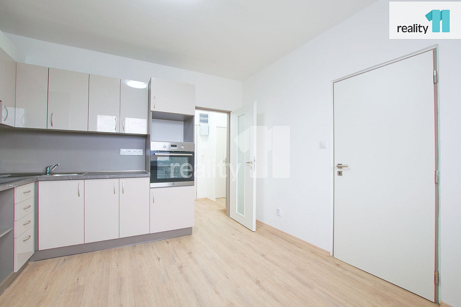 Pronájem bytu 1+1, 34 m² Liberec