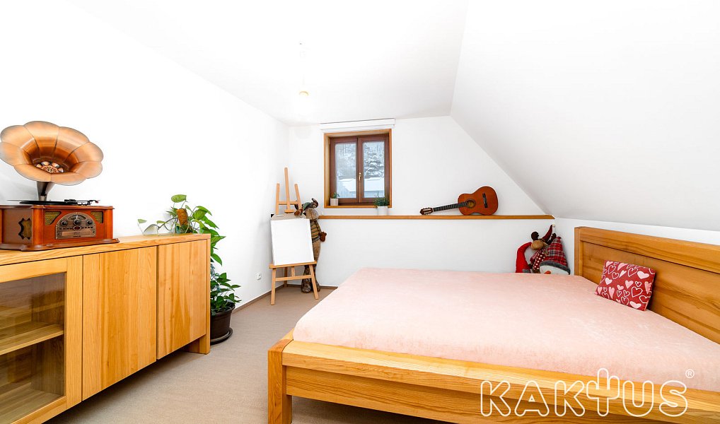 Prodej domu 462 m² s pozemkem 30 521 m², Bordovice – náhled fotky 10