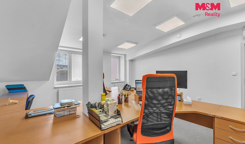 Pronájem kanceláře 174 m², Jičín – náhled fotky 4