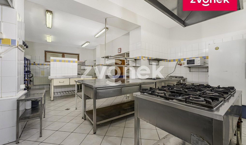 Prodej ubytovacího objektu 1 086 m², Horní Bečva – náhled fotky 9