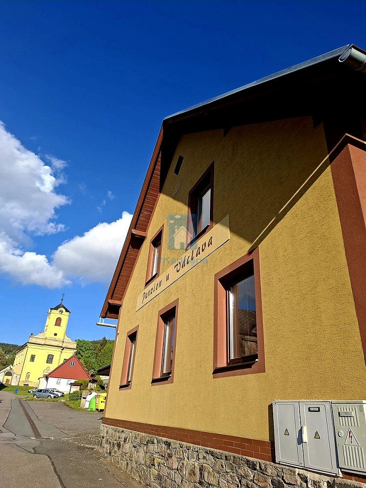 Prodej ubytovacího objektu 1 860 m²