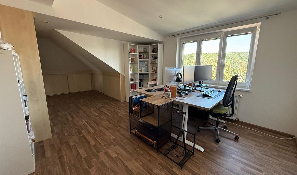 Prodej bytu 3+1 100 m², Praha – náhled fotky 5