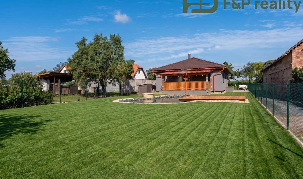 Prodej domu 102 m² s pozemkem 690 m², Úmonín – náhled fotky 11