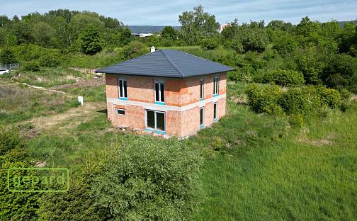 Prodej domu 200 m² s pozemkem 770 m², Kolonie, Dubí - Pozorka, okres Teplice