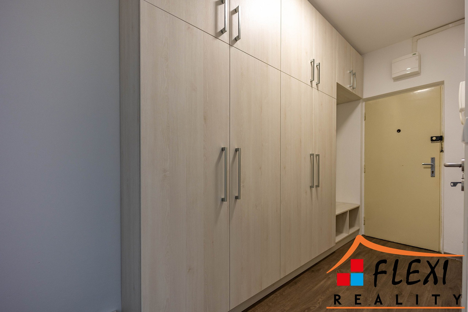 Pronájem bytu 2+1 55 m² – fotografie 4