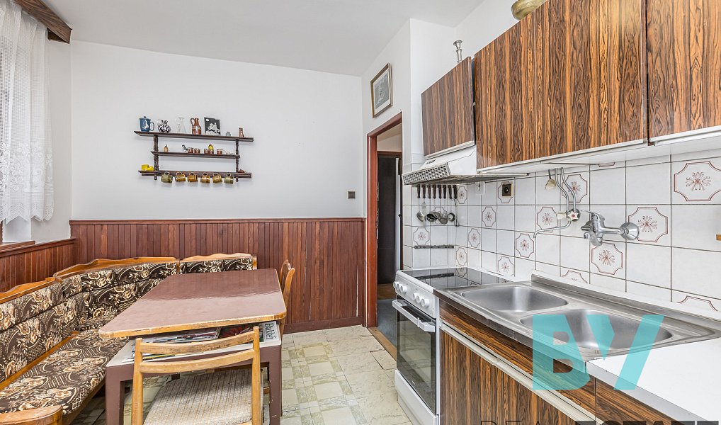 Prodej domu 308 m² s pozemkem 731 m², Praha – náhled fotky 25