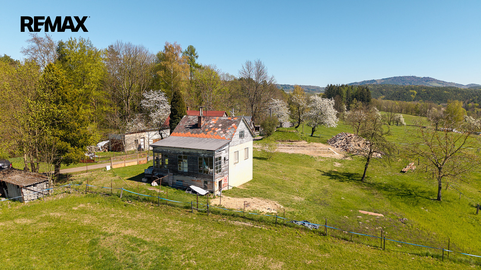 Prodej domu 120 m² s pozemkem 75 m² – fotografie 2