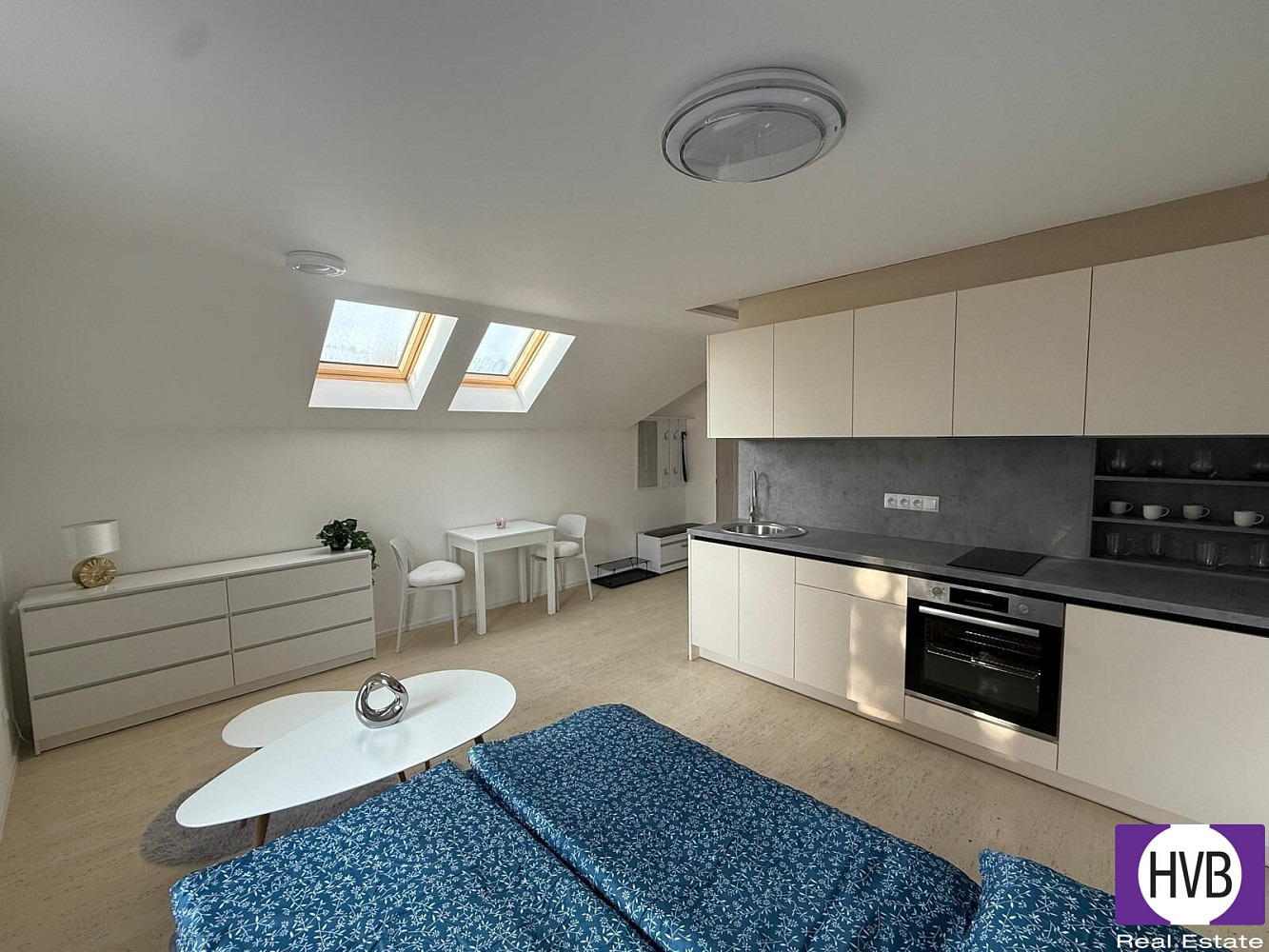 Prodej bytu 1+kk 25 m² – fotografie 3