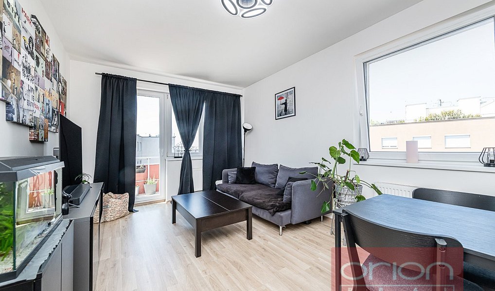 Prodej bytu 3+kk 72 m², Praha – náhled fotky 3