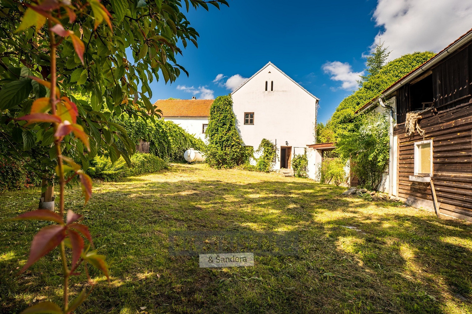 Prodej domu 430 m² s pozemkem 57 892 m² – fotografie 3