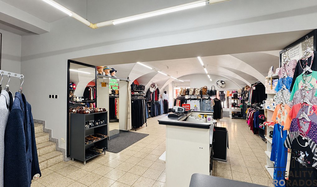 Pronájem obchodních prostor 121 m², Hodonín – náhled fotky 11