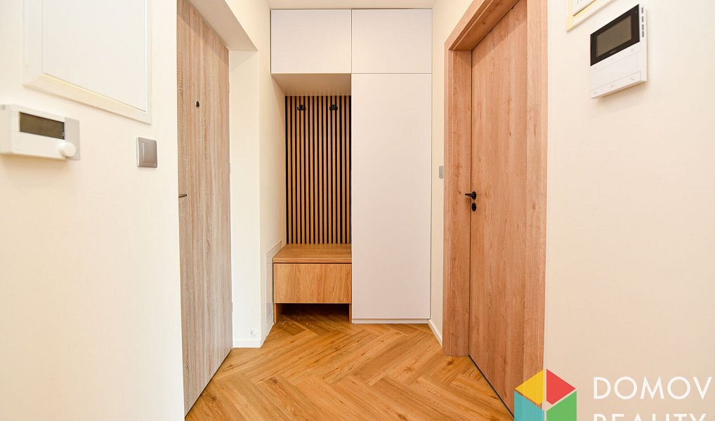 Pronájem bytu 2+kk 52 m², Beroun – náhled fotky 8