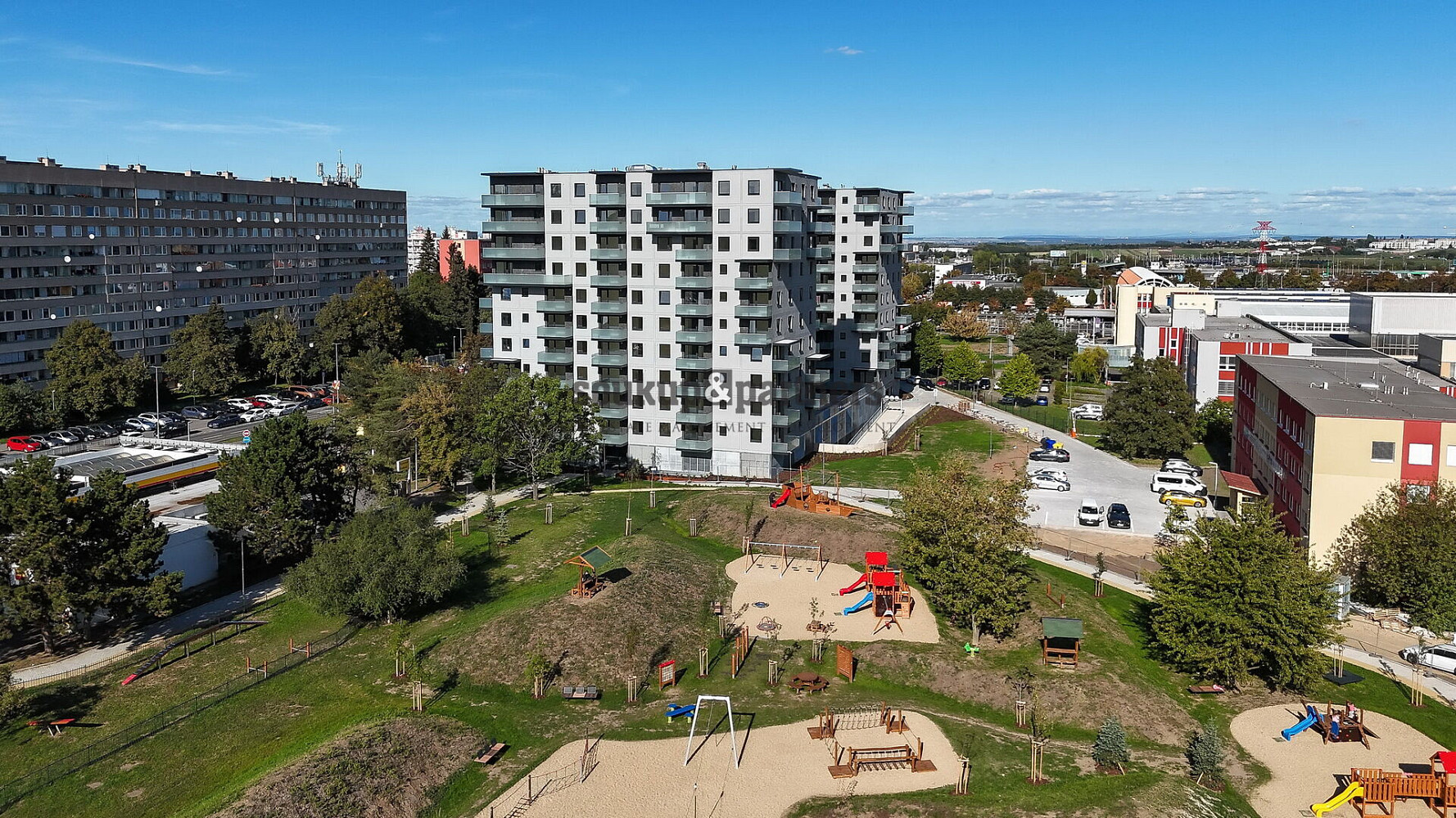 Prodej bytu 1+kk 39 m² – fotografie 2