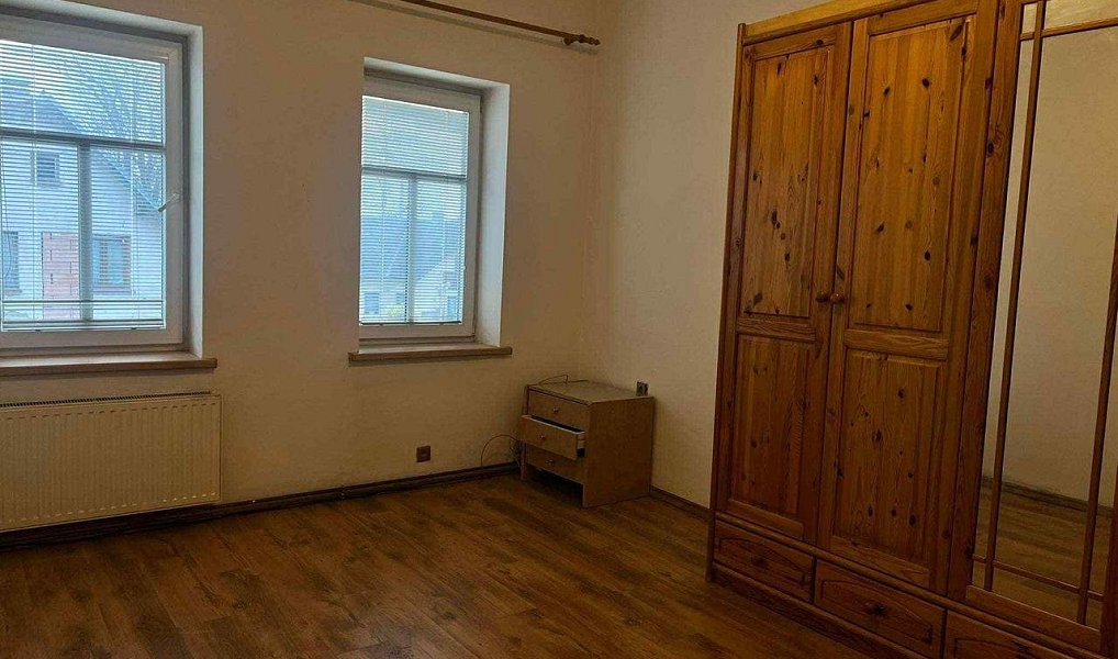 Prodej domu 546 m² s pozemkem 337 m², Varnsdorf – náhled fotky 8
